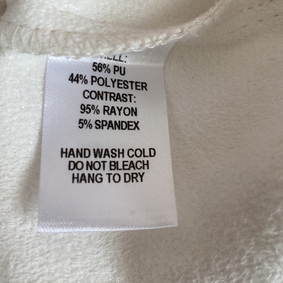 Lulus Faux Leather Short Sleeve Top. Size Small - Picture 7 of 8